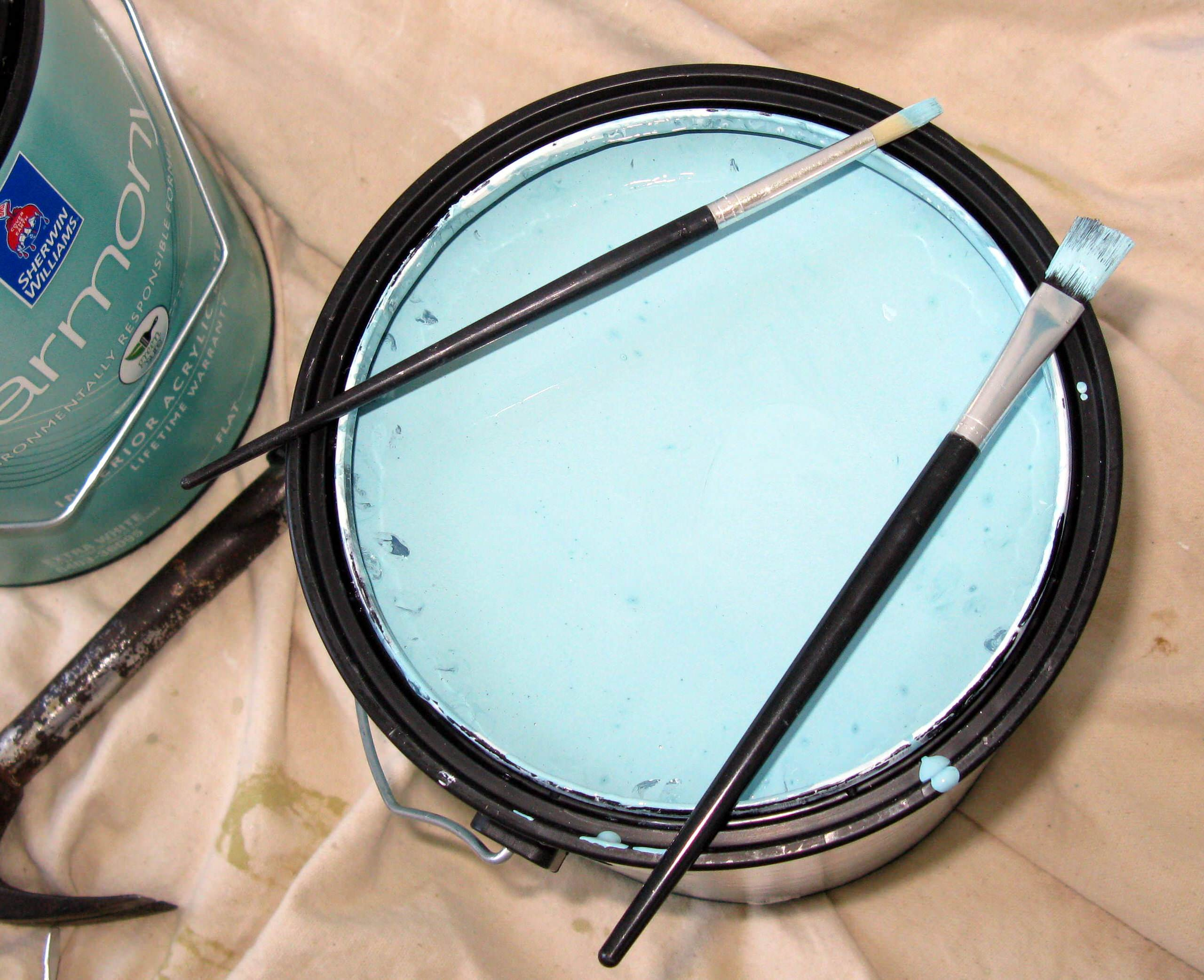 DIY: Рисуем на стене с помощью коробки от пиццы