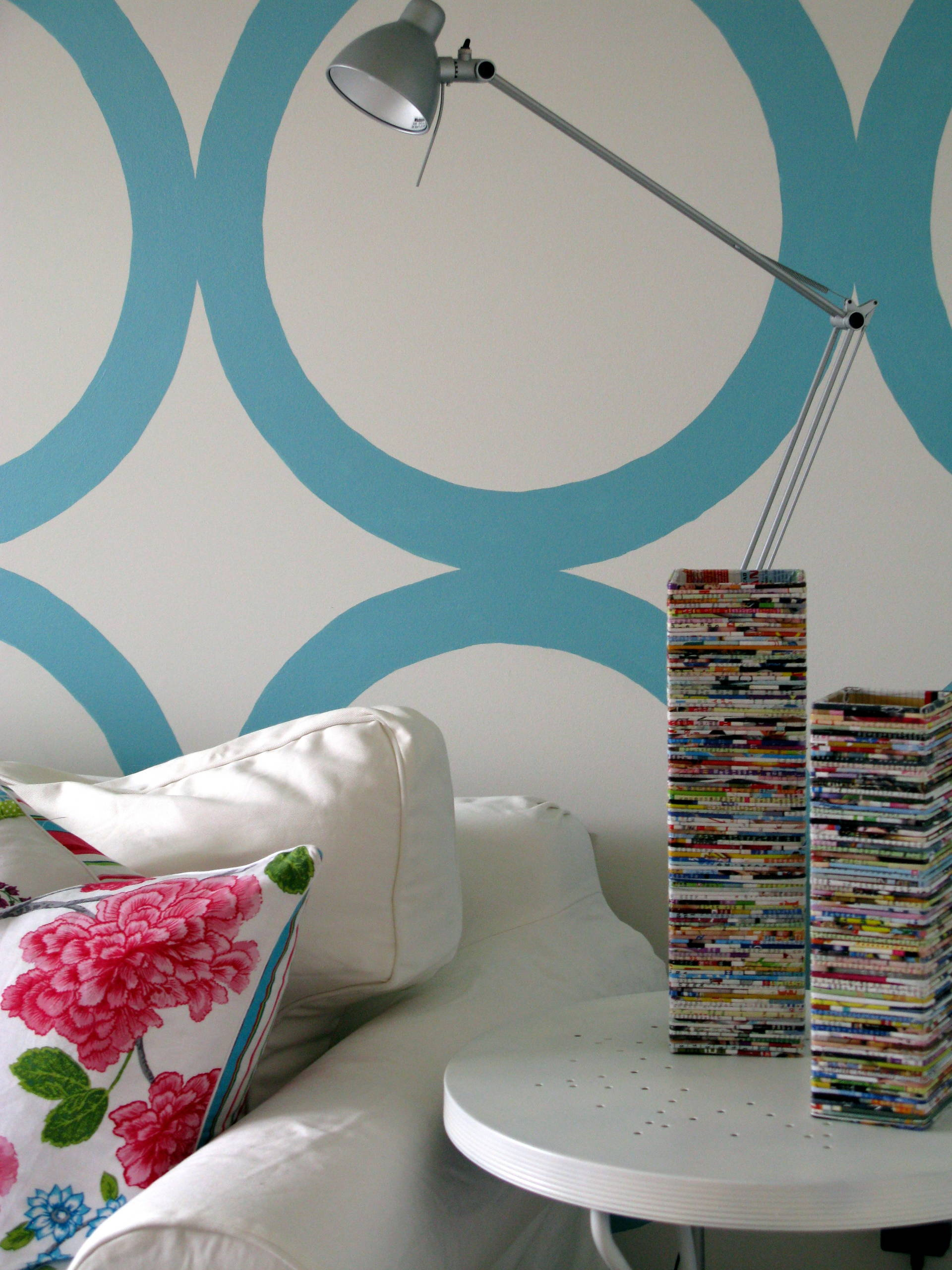 DIY: Рисуем на стене с помощью коробки от пиццы