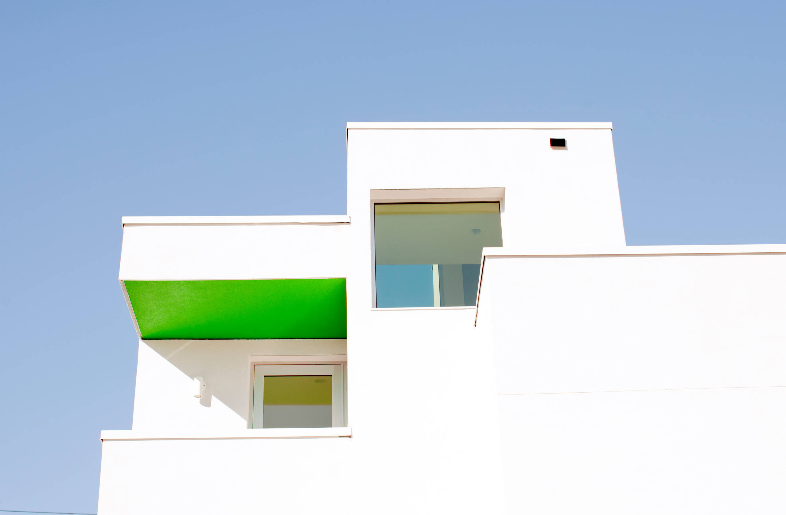 Houzz Канада: Современный дом c яркими акцентами для большой семьи