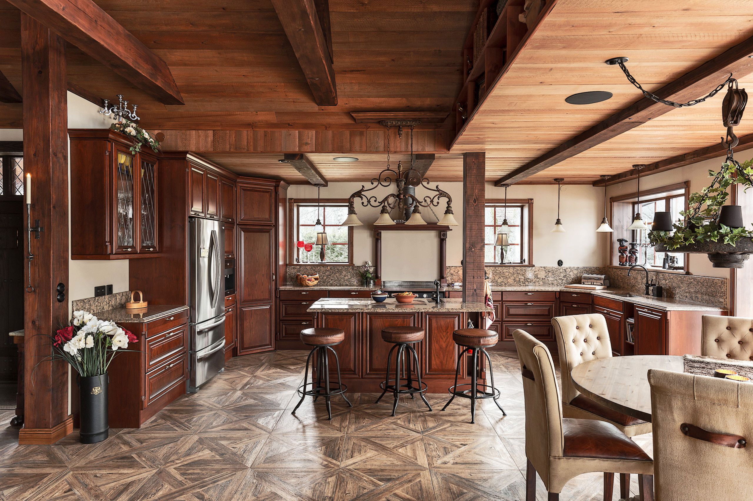 Houzz Швеция: Ранчо с дранкой… под Стокгольмом