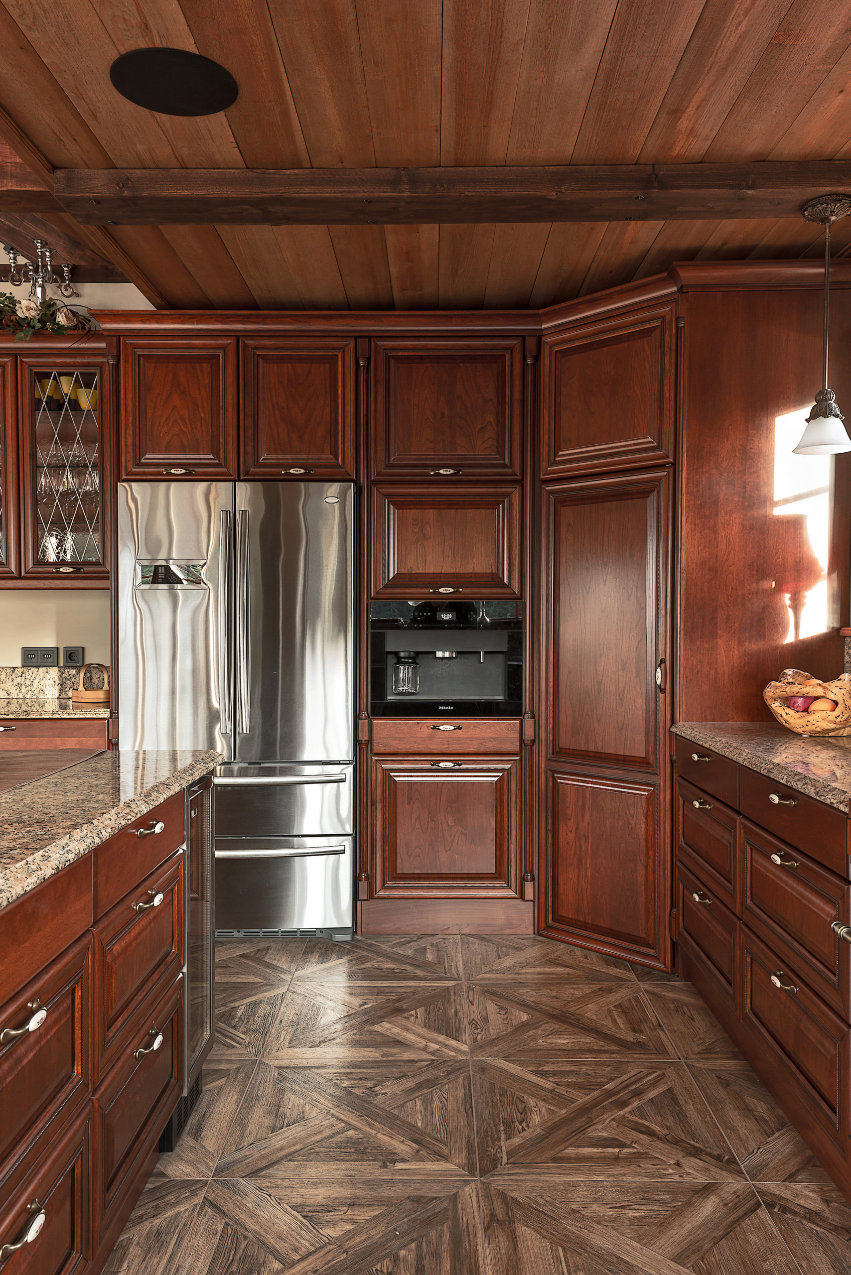 Houzz Швеция: Ранчо с дранкой… под Стокгольмом