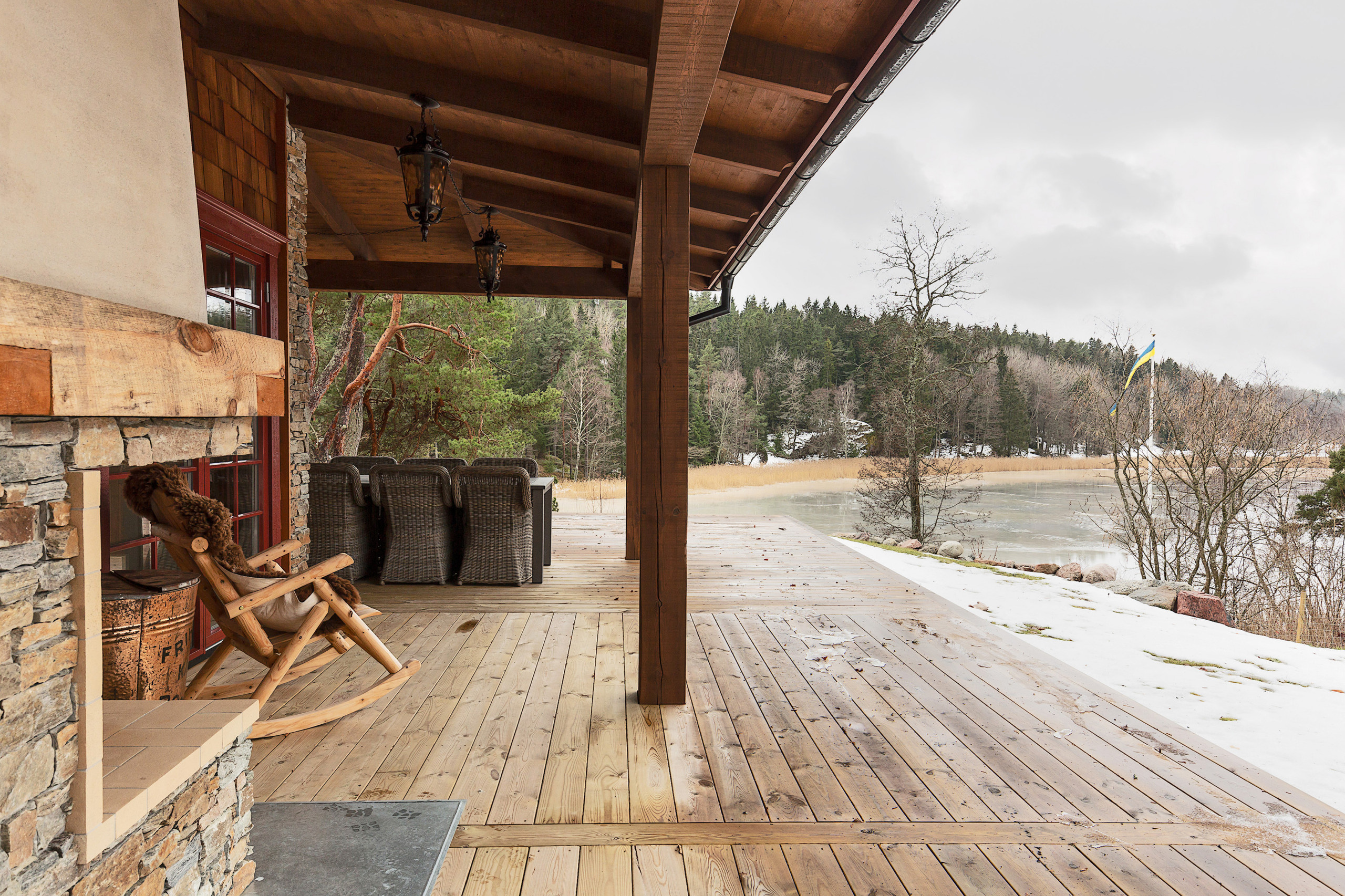 Houzz Швеция: Ранчо с дранкой… под Стокгольмом