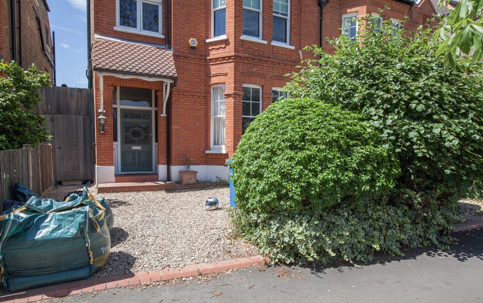 До и после: Крошечный сад при таунхаусе