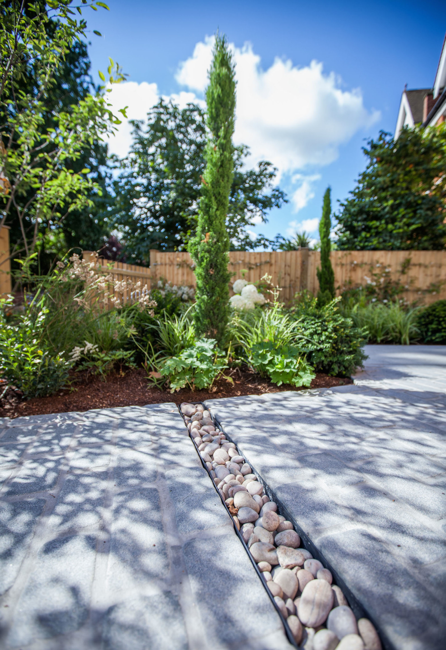 До и после: Крошечный сад при таунхаусе