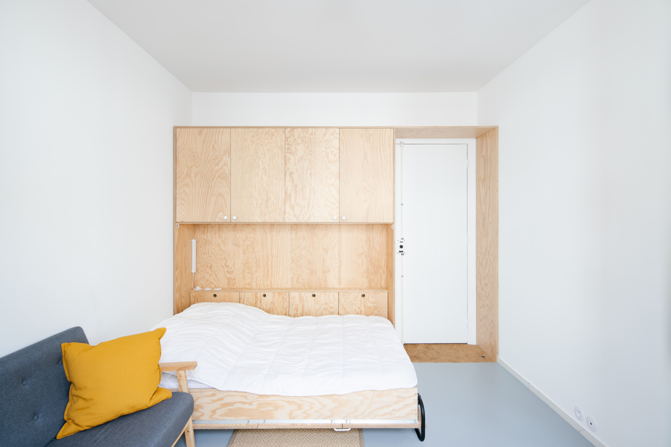 До и после: Минимализм на 13 кв.м в Париже