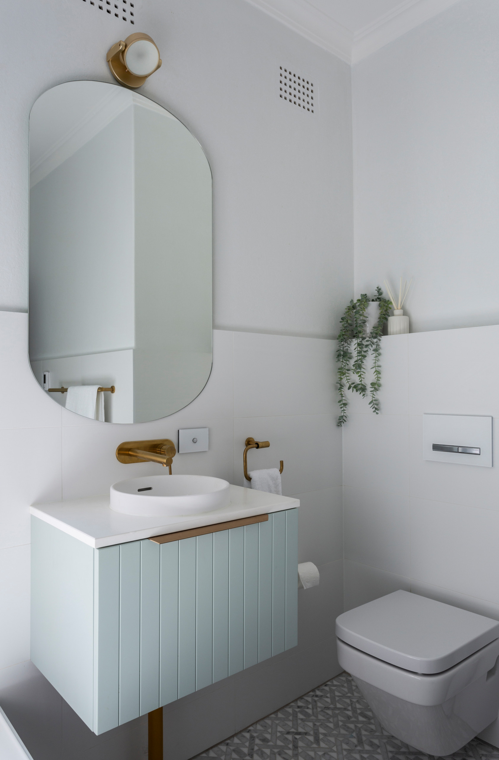 До и после: 3 маленьких ванных комнаты — от 3 до 6 кв.м