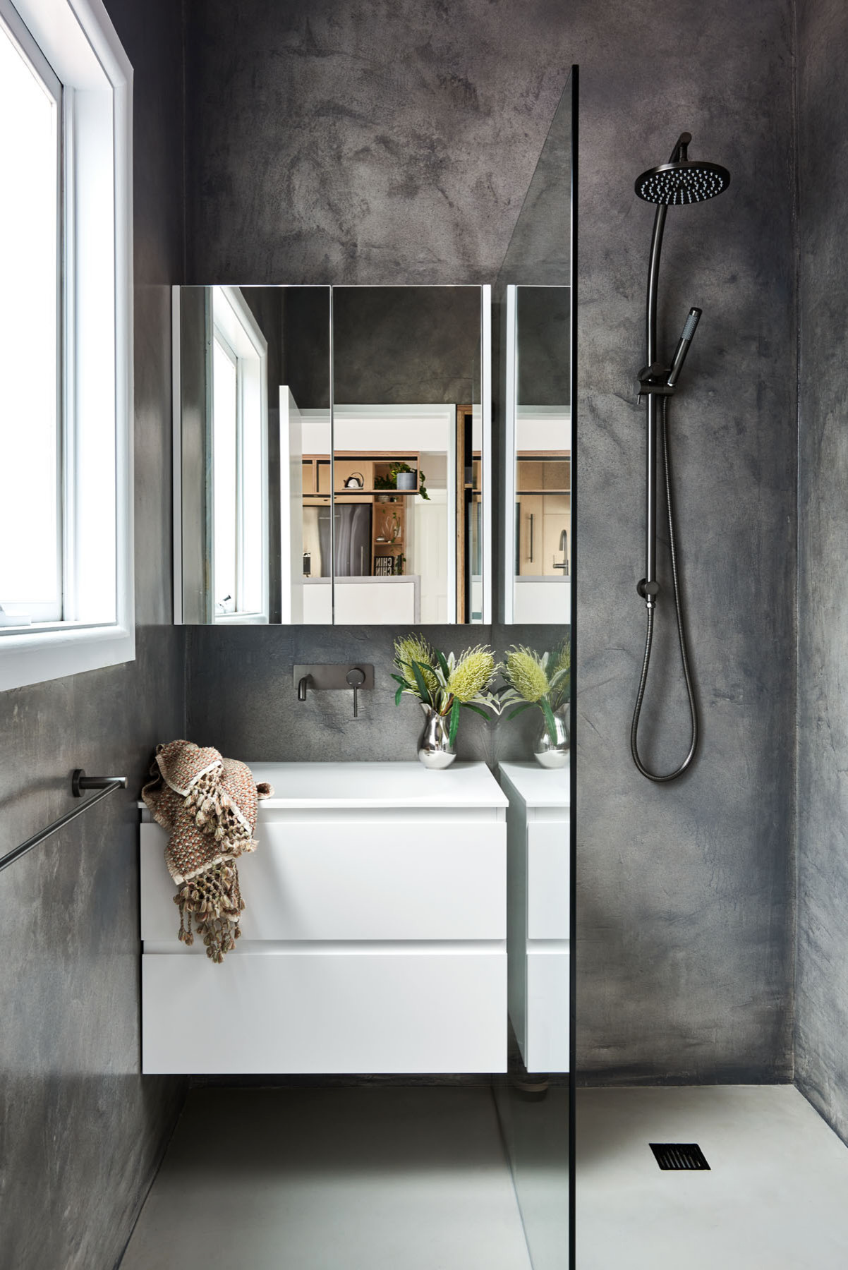 До и после: 3 маленьких ванных комнаты — от 3 до 6 кв.м