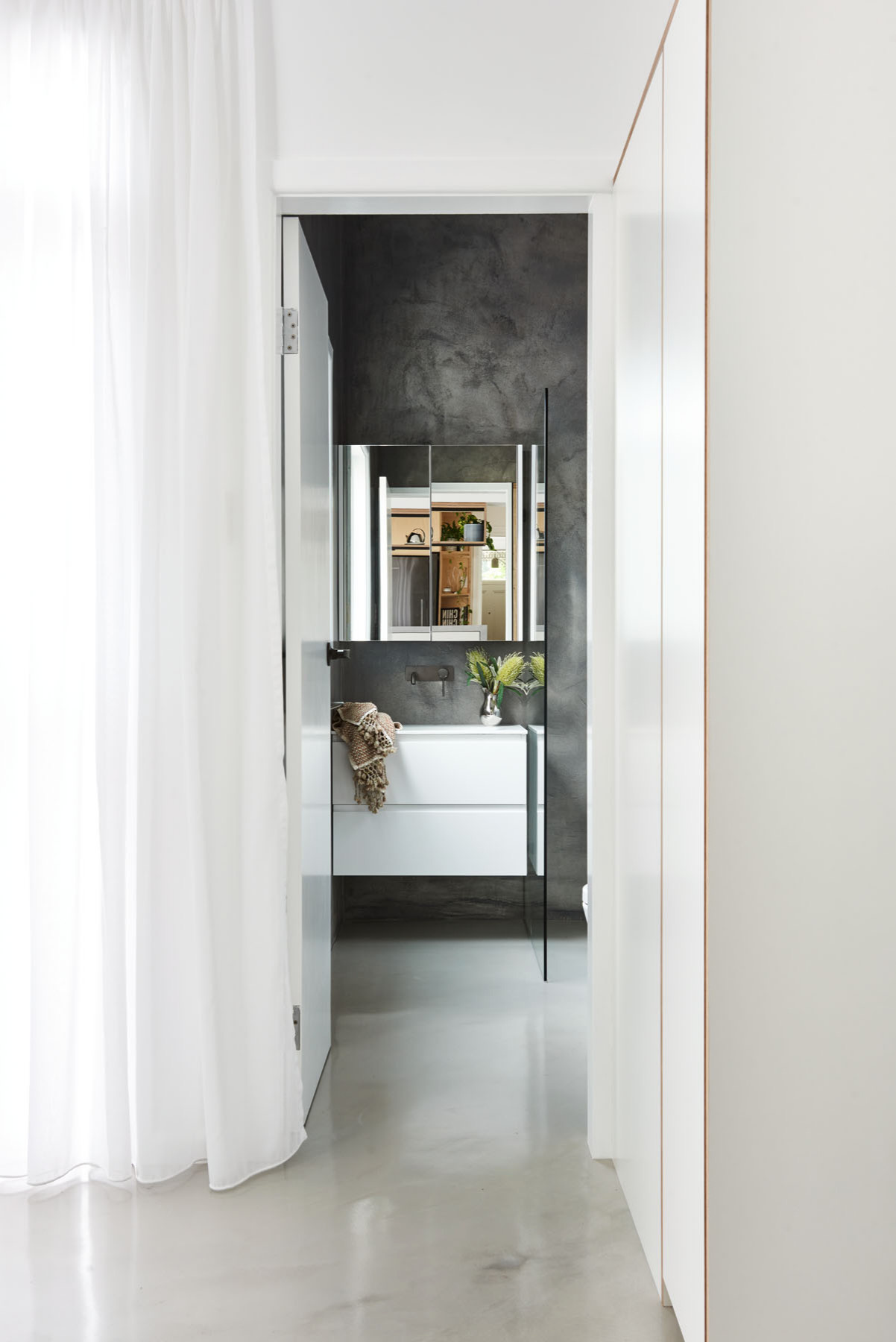 До и после: 3 маленьких ванных комнаты — от 3 до 6 кв.м