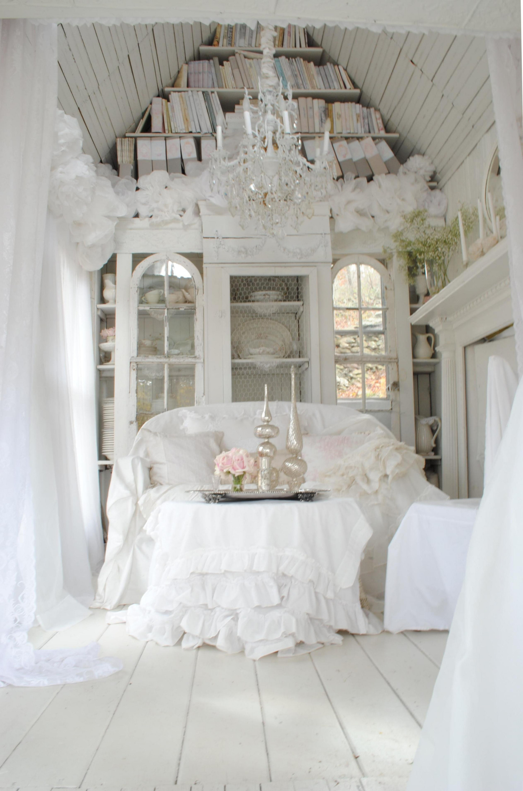 60 идей для дачного домика на микроскопической площади