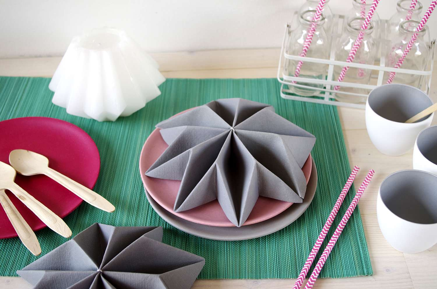 Фотоохота: Снежинки из бумаги и других подручных материалов