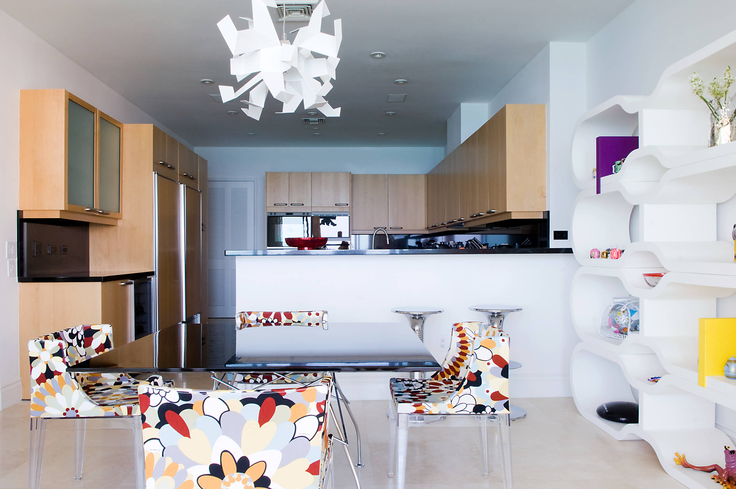 Бренды в доме: Граница между хорошим вкусом и показной роскошью