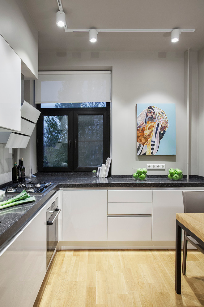 В гостях: Квартира для преподавателей с яркими арт-объектами