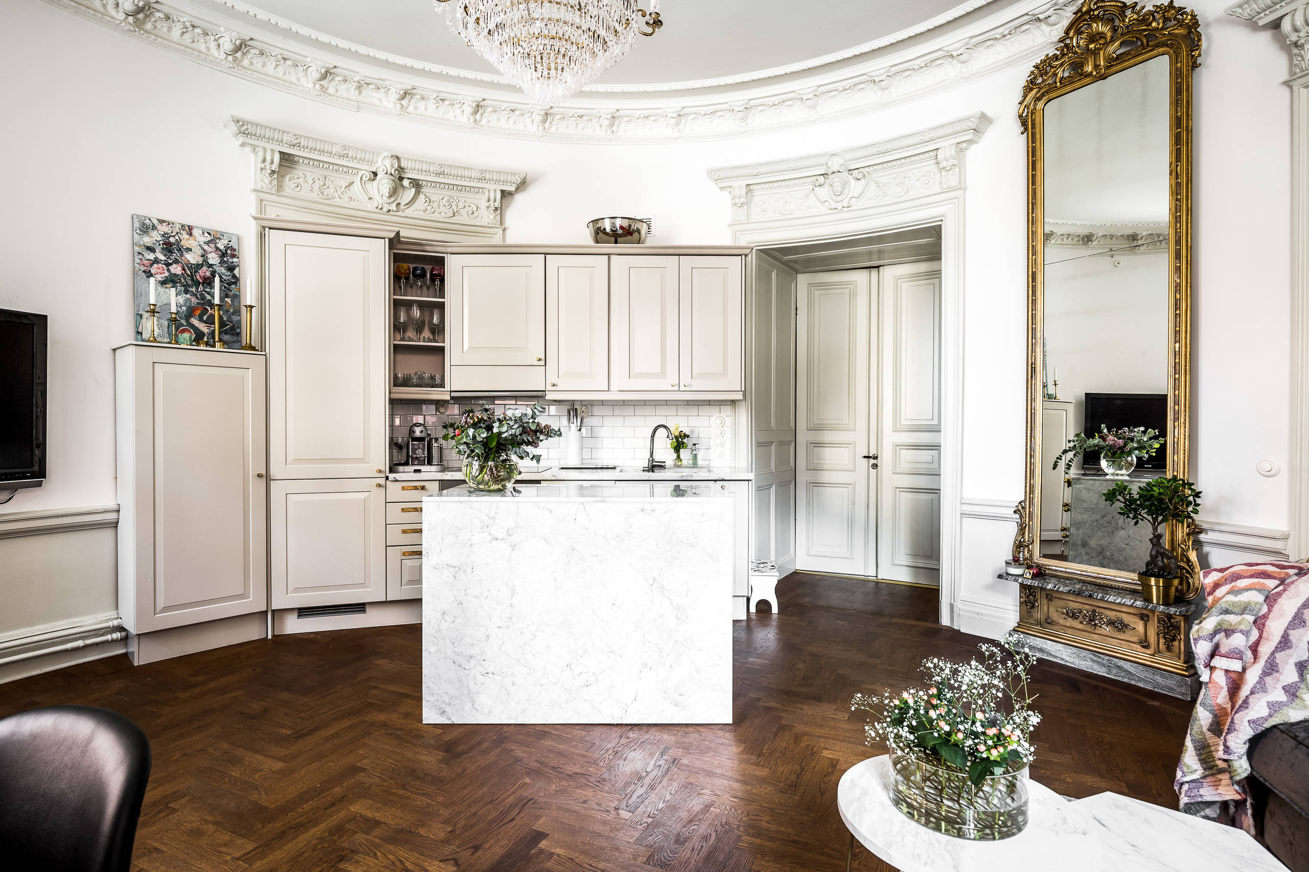 Houzz Швеция: Квартира в круглой башне в Стокгольме