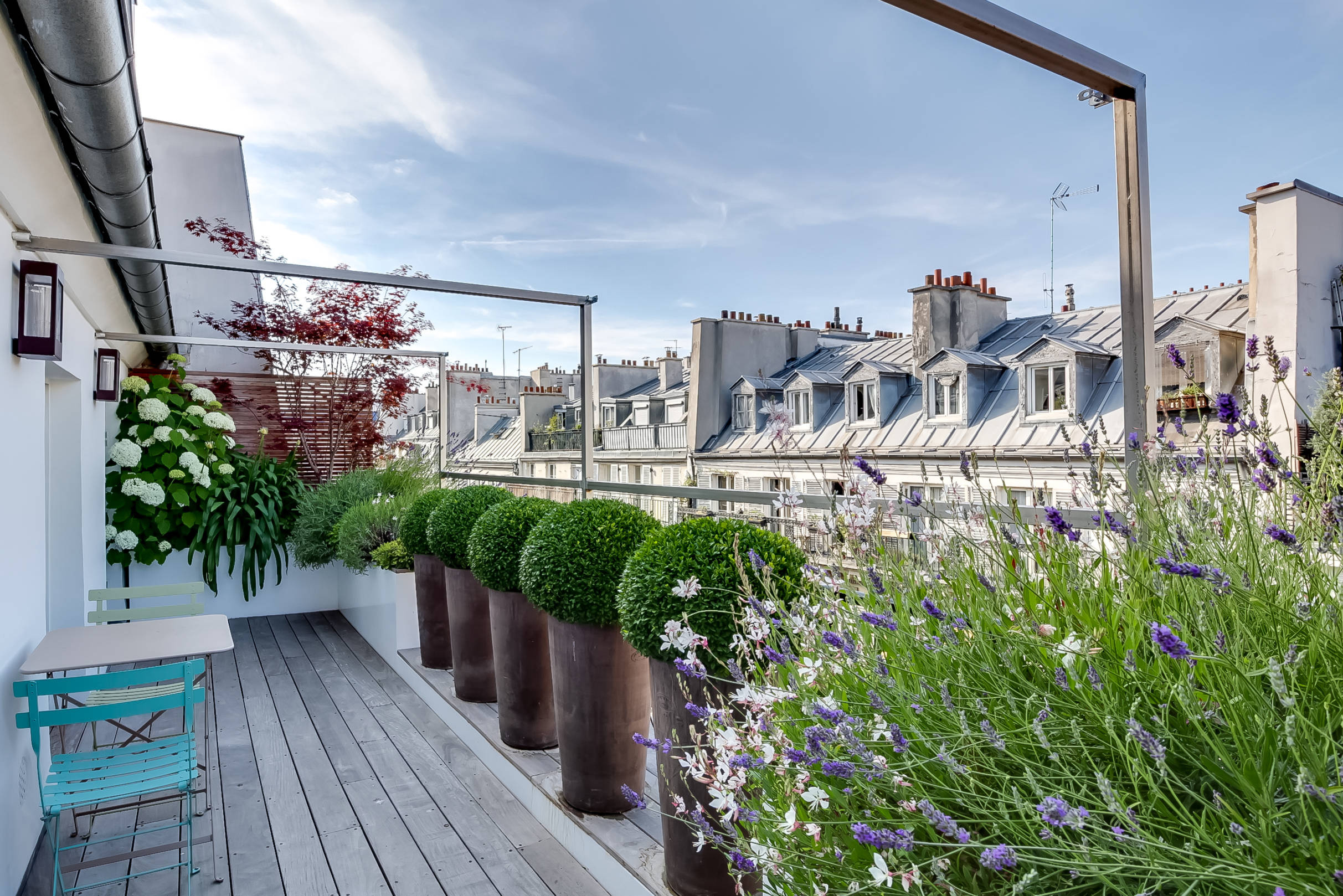 До и после: 10 открытых балконов и террас, где поработал дизайнер