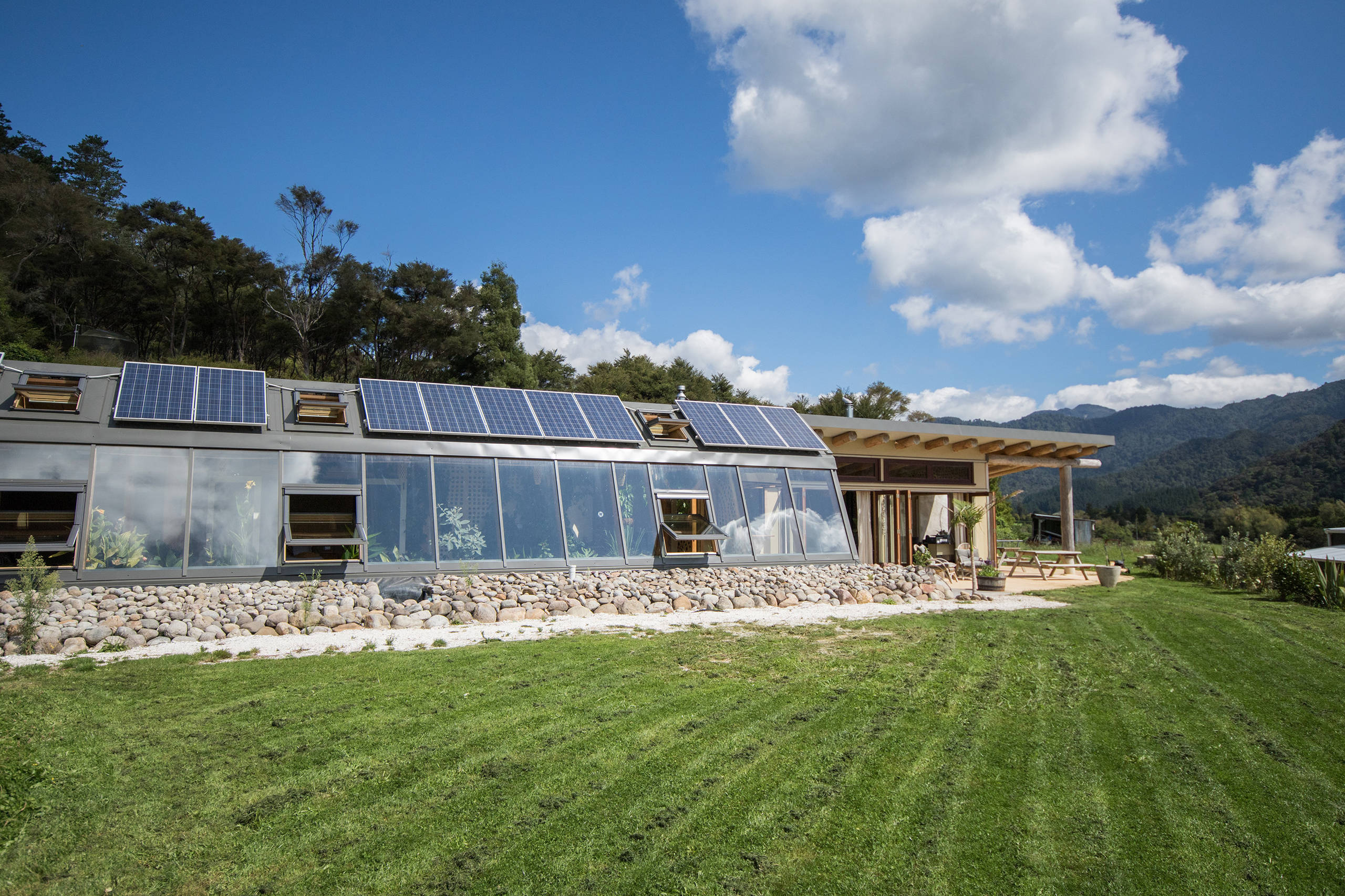 Houzz Новая Зеландия: Экодом, который строили по СНИПаМ