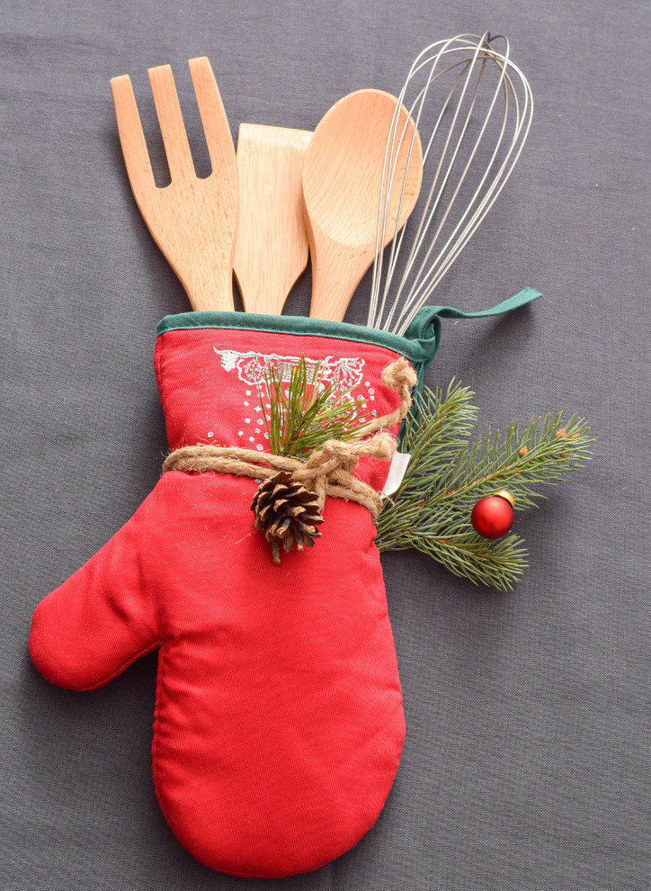 Бережный дизайн: Упаковываем новогодние подарки в полезные вещи