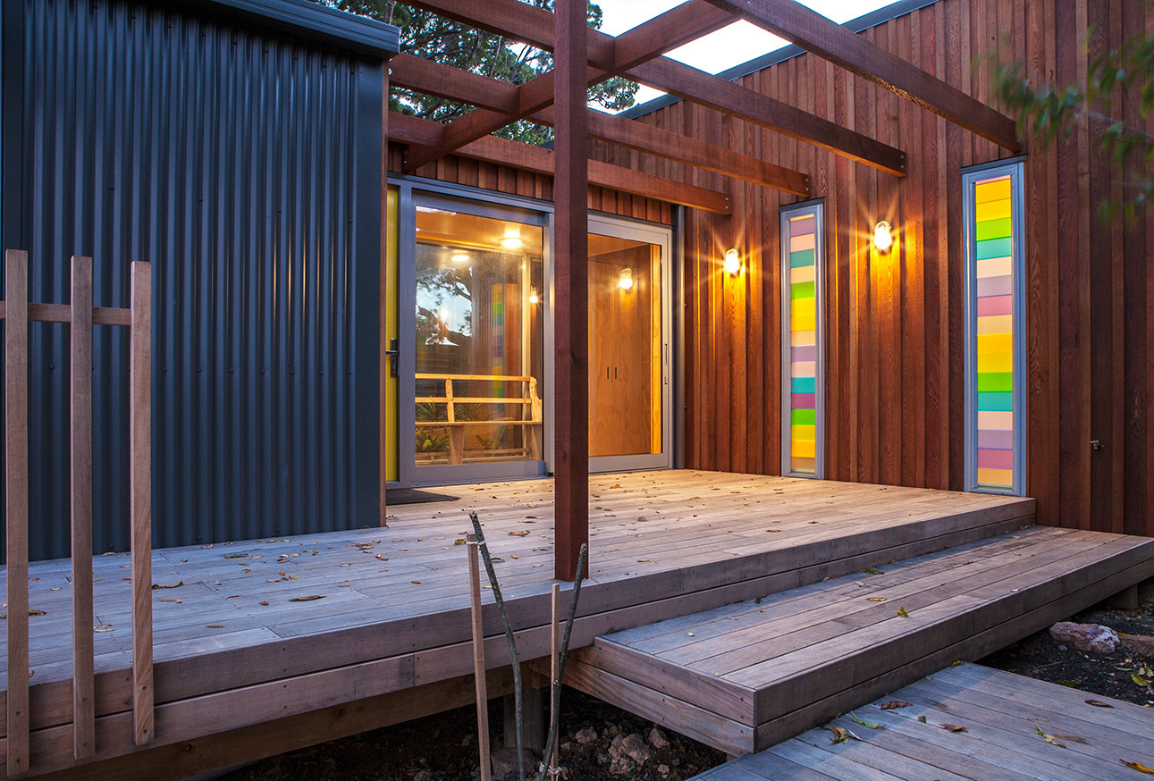 Houzz Новая Зеландия: Дом на скале под раскидистым деревом