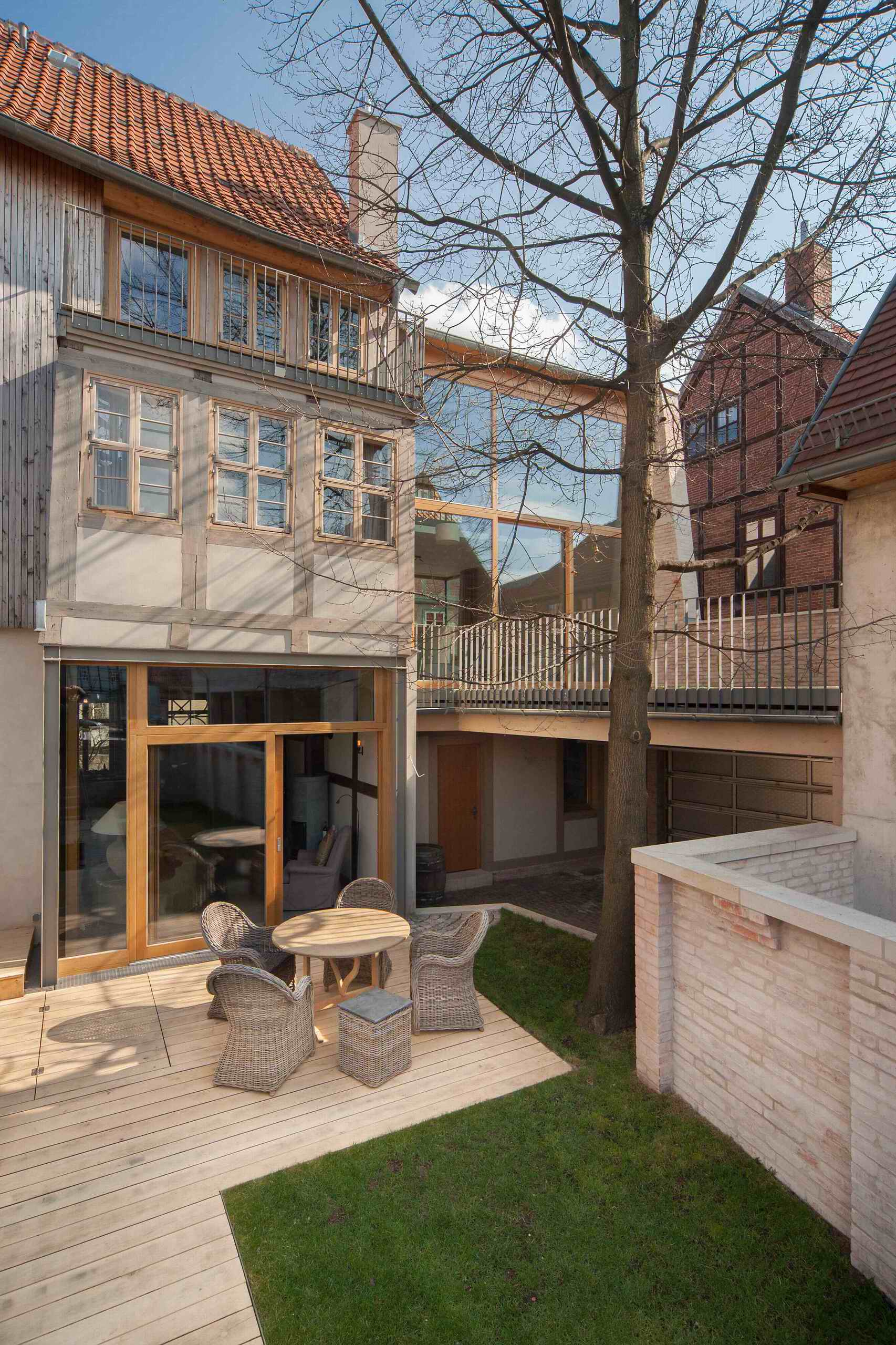 Архитектура: Средневековый фахверк и современность в Кведлинбурге