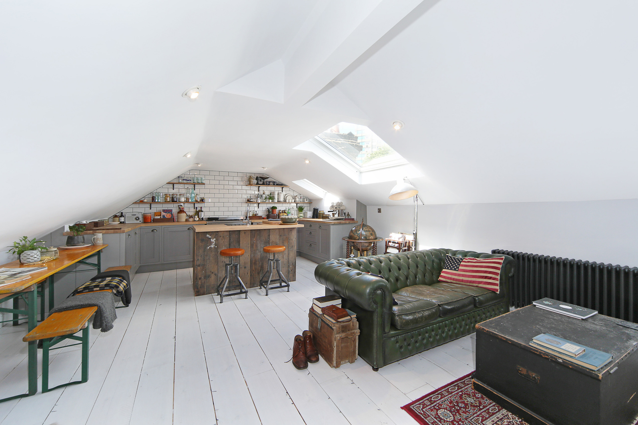 Houzz Британия: Двухэтажный лофт «наоборот»