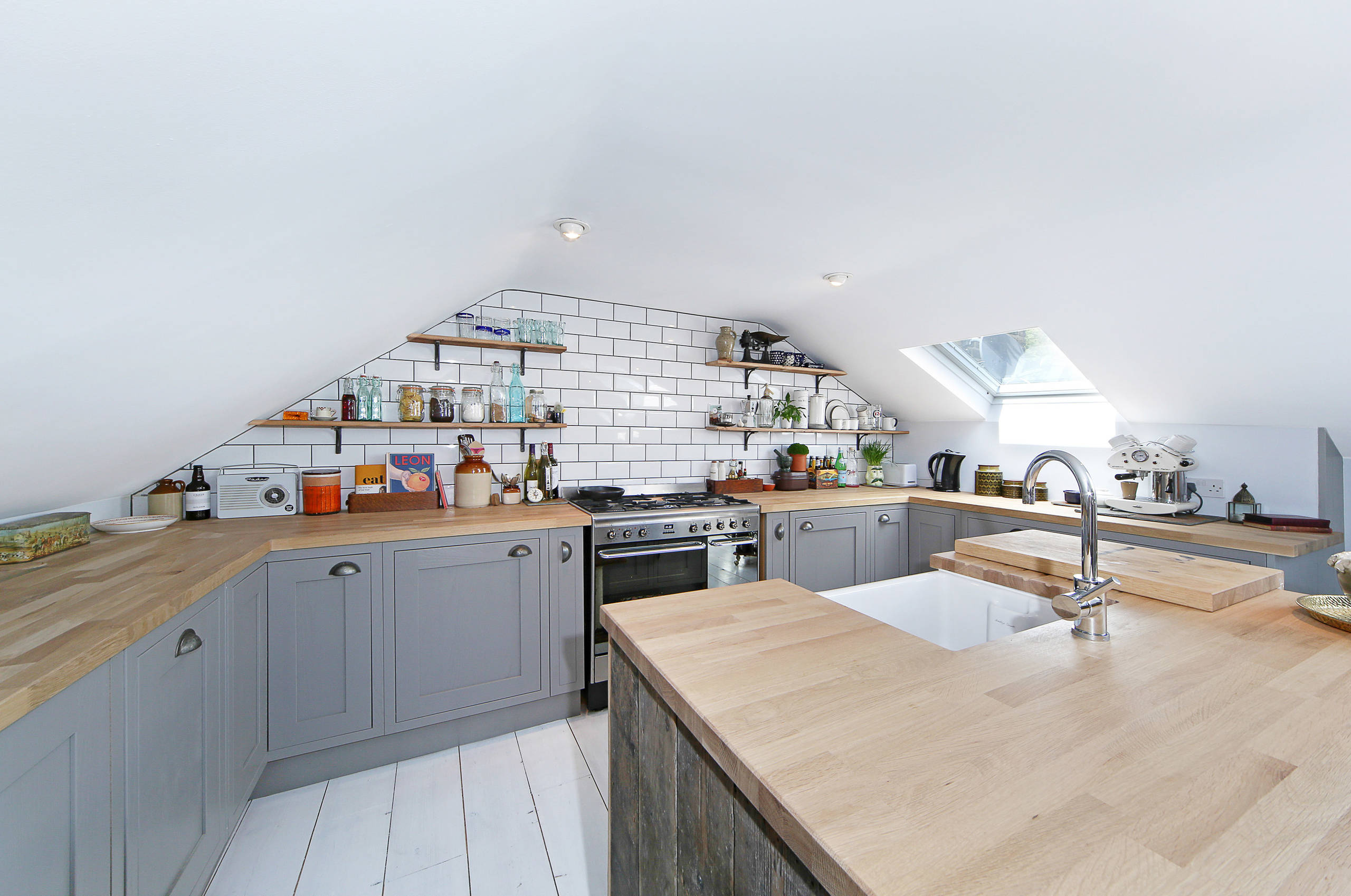 Houzz Британия: Двухэтажный лофт «наоборот»