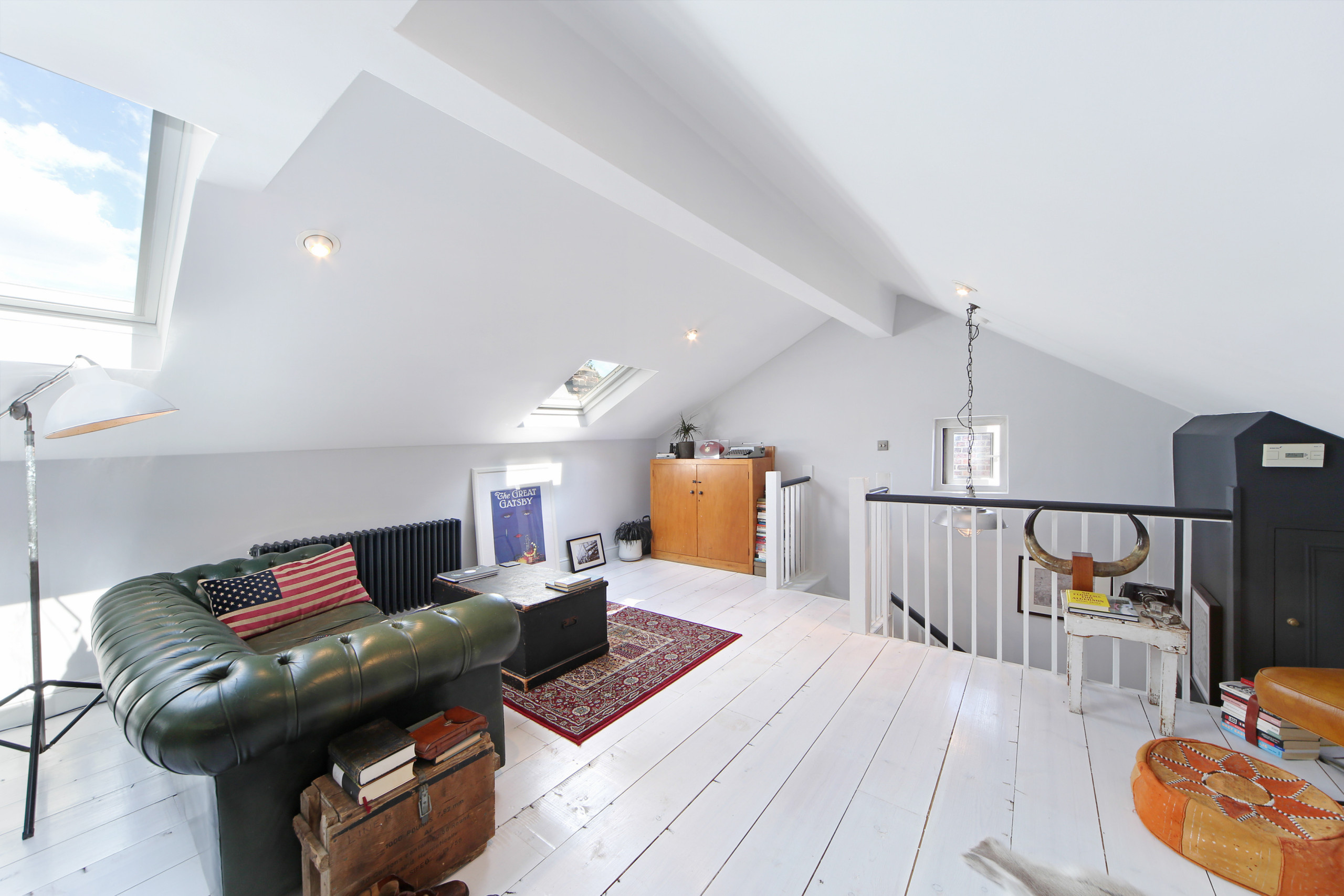 Houzz Британия: Двухэтажный лофт «наоборот»