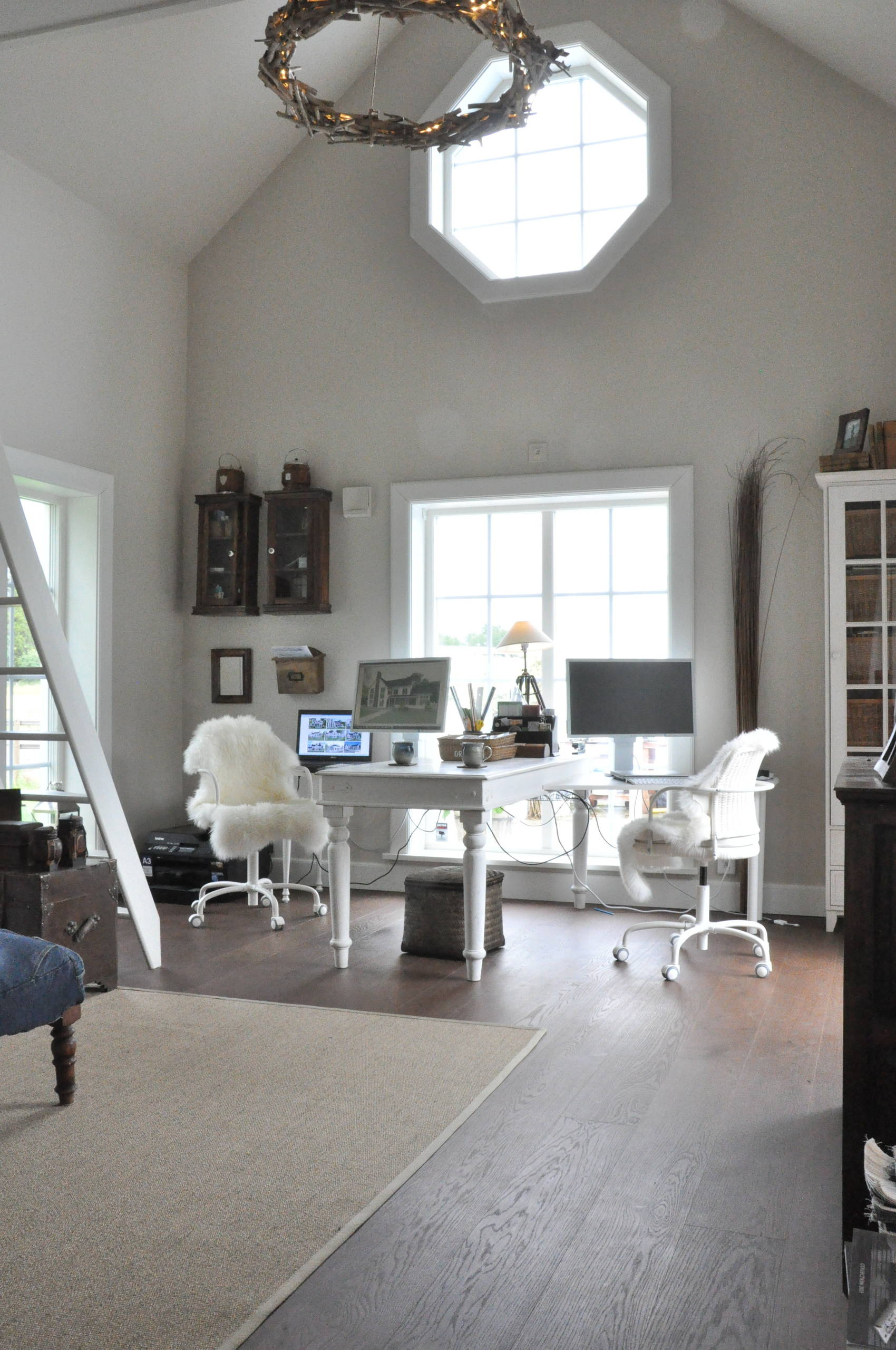 Мир дизайна: 11 архитекторов со всего света в своем домашнем офисе