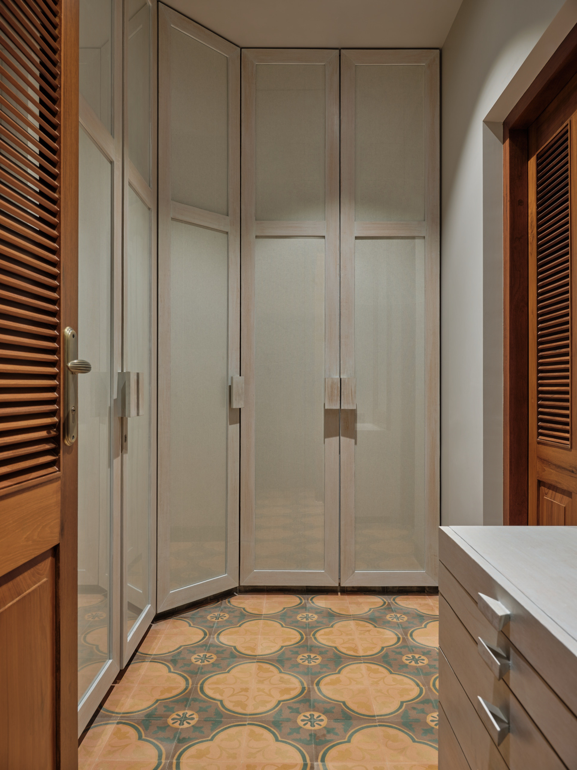 Houzz Индия: Большой дом в тропическом стиле