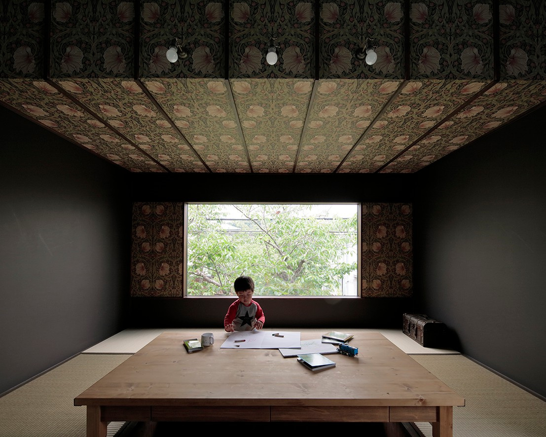 Houzz Япония: Дом с видом на сакуру и гнездом для чтения