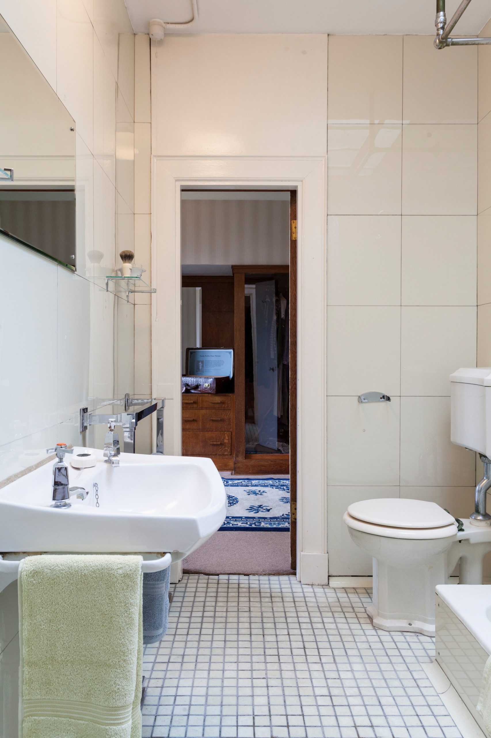 Houzz Британия: Средневековый дворец, оформленный в стиле ар деко