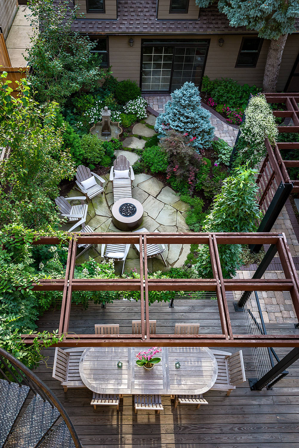 До и после: 4 участка с эффектным кострищем