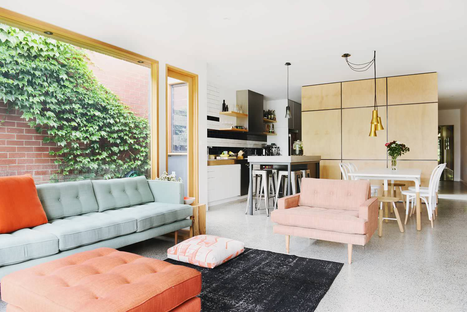 Houzz Австралия: Дом с ванной в кубе и садом в квадрате