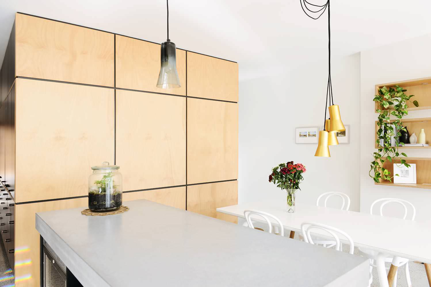 Houzz Австралия: Дом с ванной в кубе и садом в квадрате