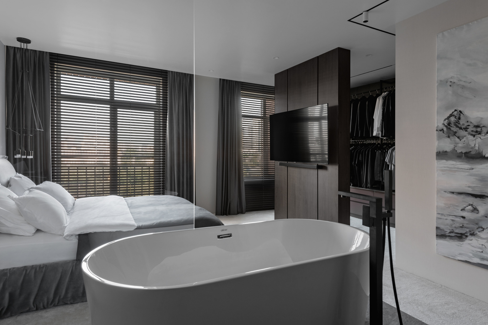 Проект недели: Спальня с ванной в центре комнаты