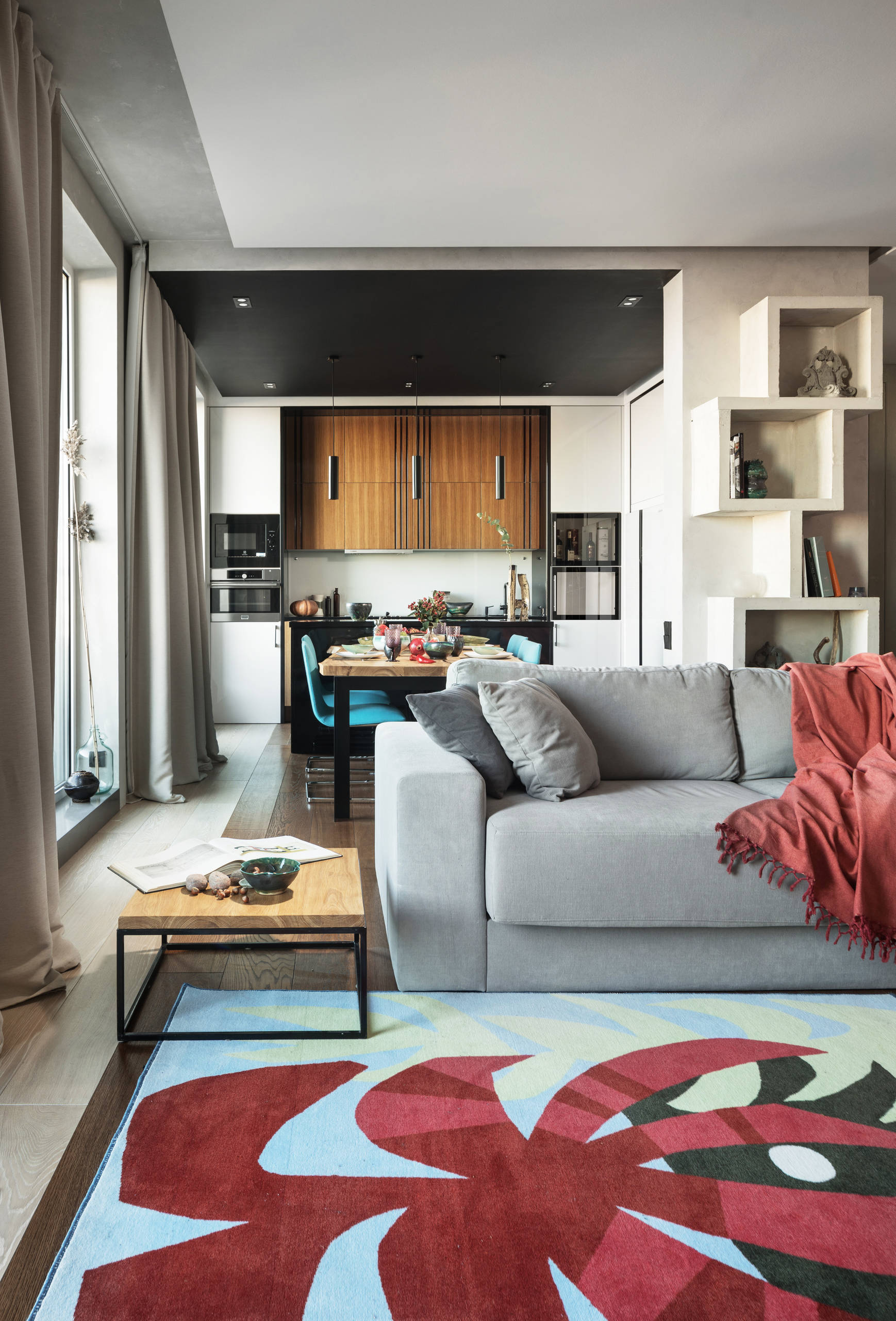 Есть решение: 8 вариантов кухни 18 кв.м