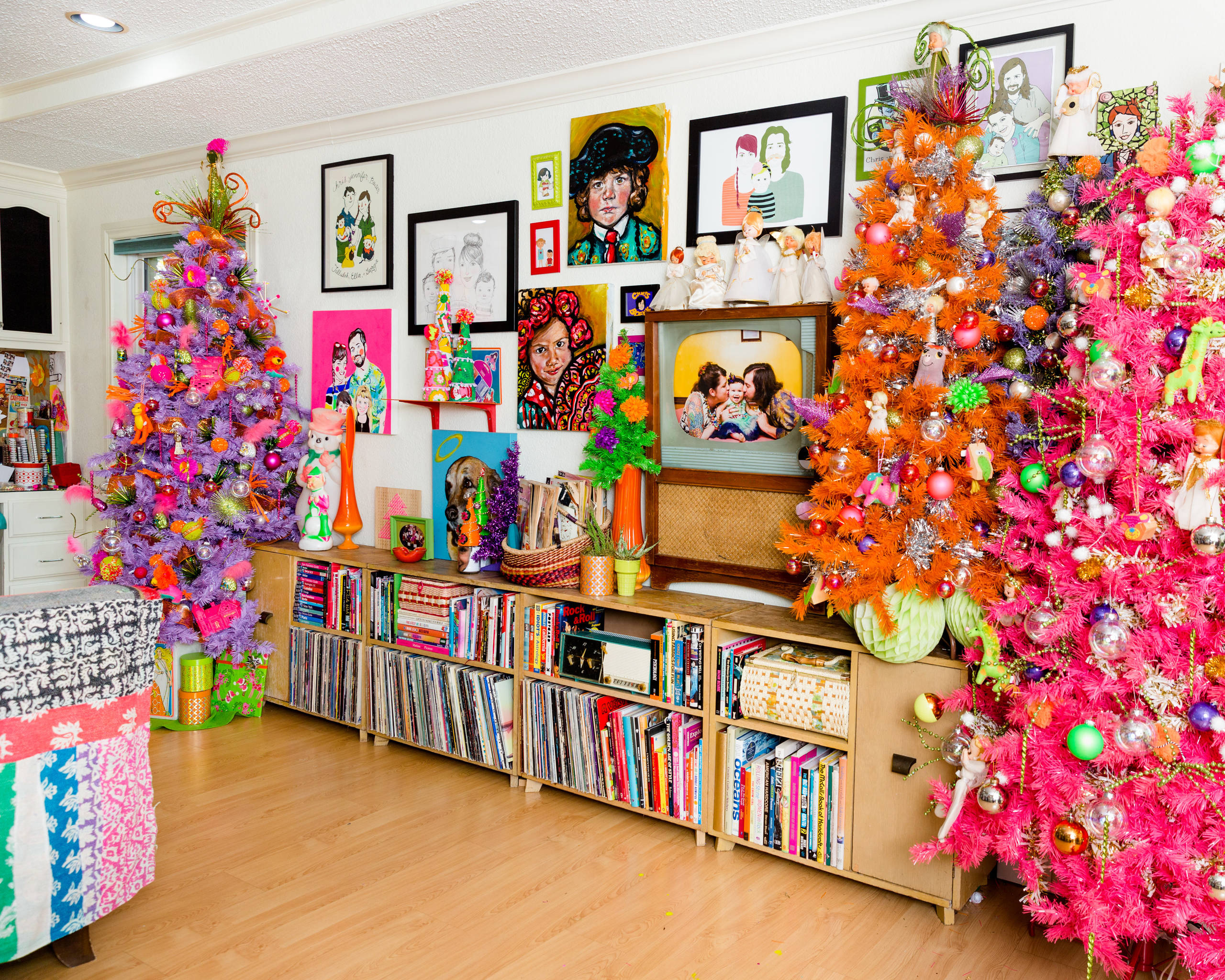 Houzz США: Дом в техасском Остине, где наряжают десятки елок