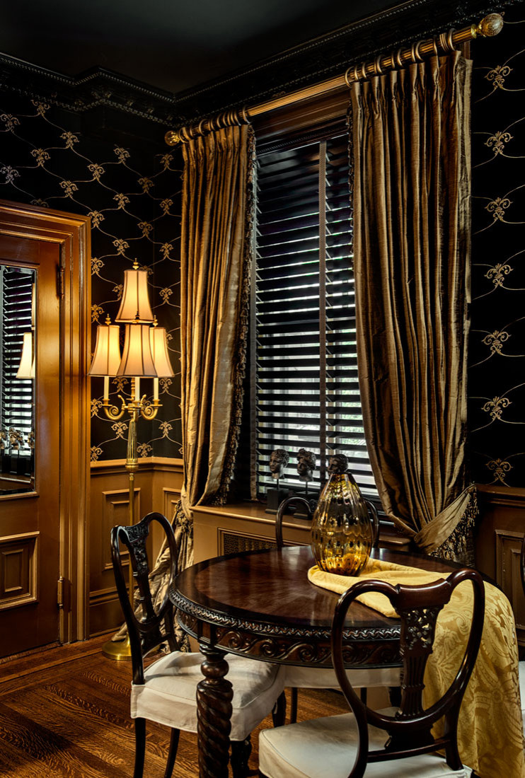 Houzz США: Студия на 37 метрах с черными обоями