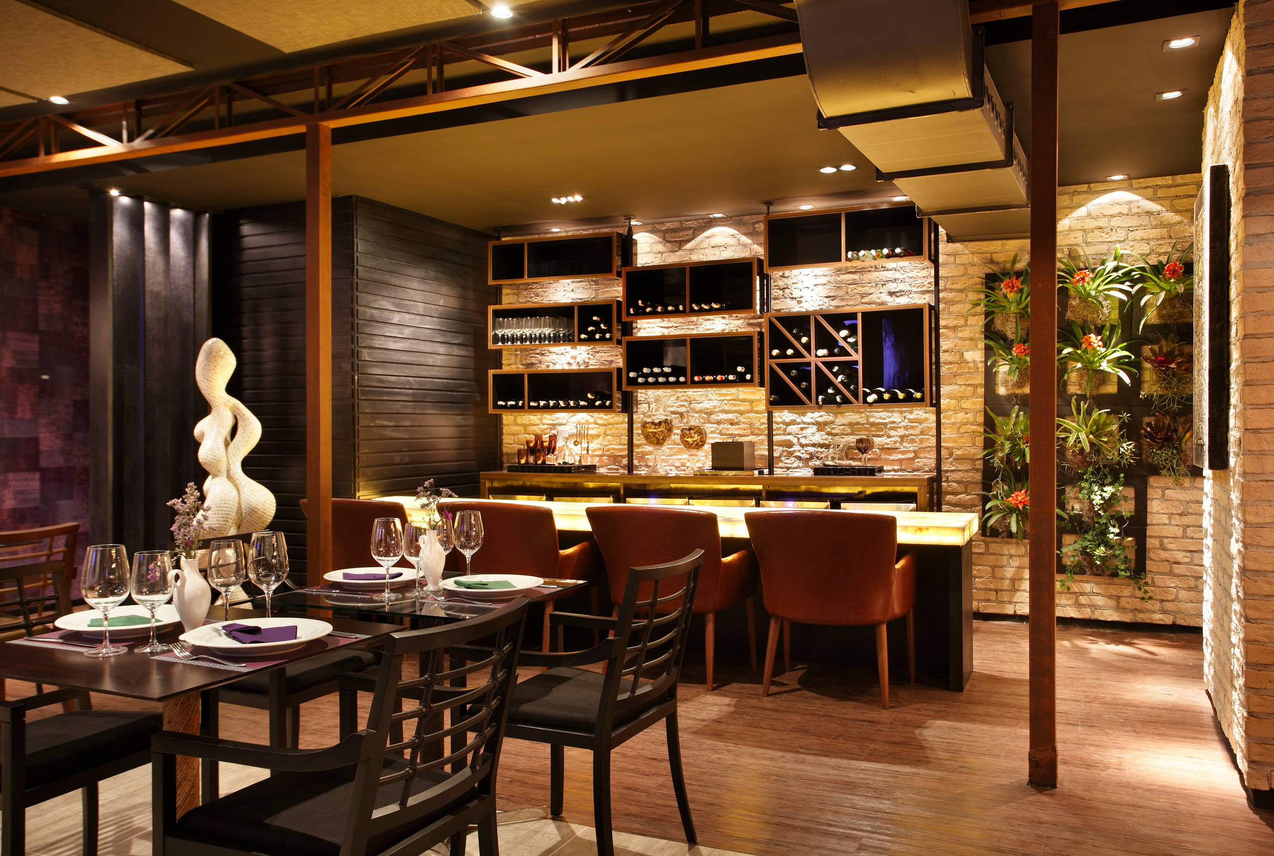 Сам себе фитодизайнер: Стратегии размещения комнатных растений