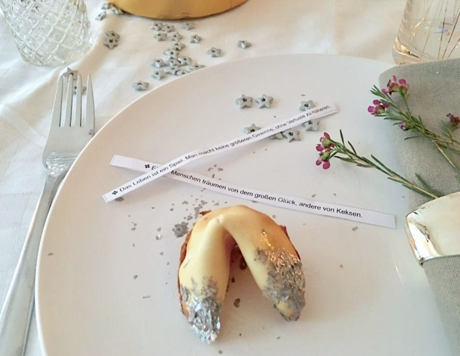 Как у них: Традиции новогоднего украшения дома