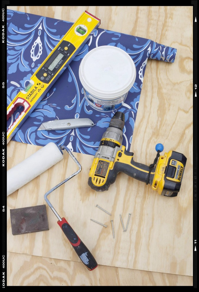 Инструкция Houzz: Как клеить бумажные обои правильно