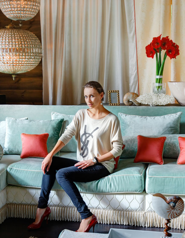 Houzz тур: Cовременная подмосковная усадьба в деревянном срубе