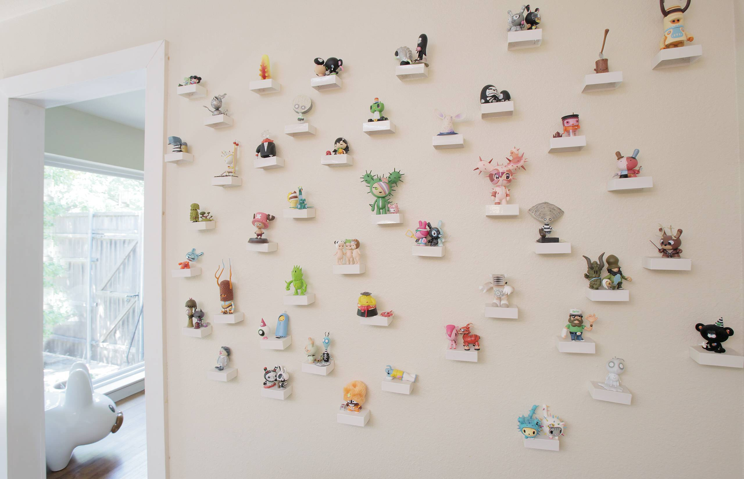 Хороший вопрос: Как хранить сувениры, чтобы не добавлять бардака в доме