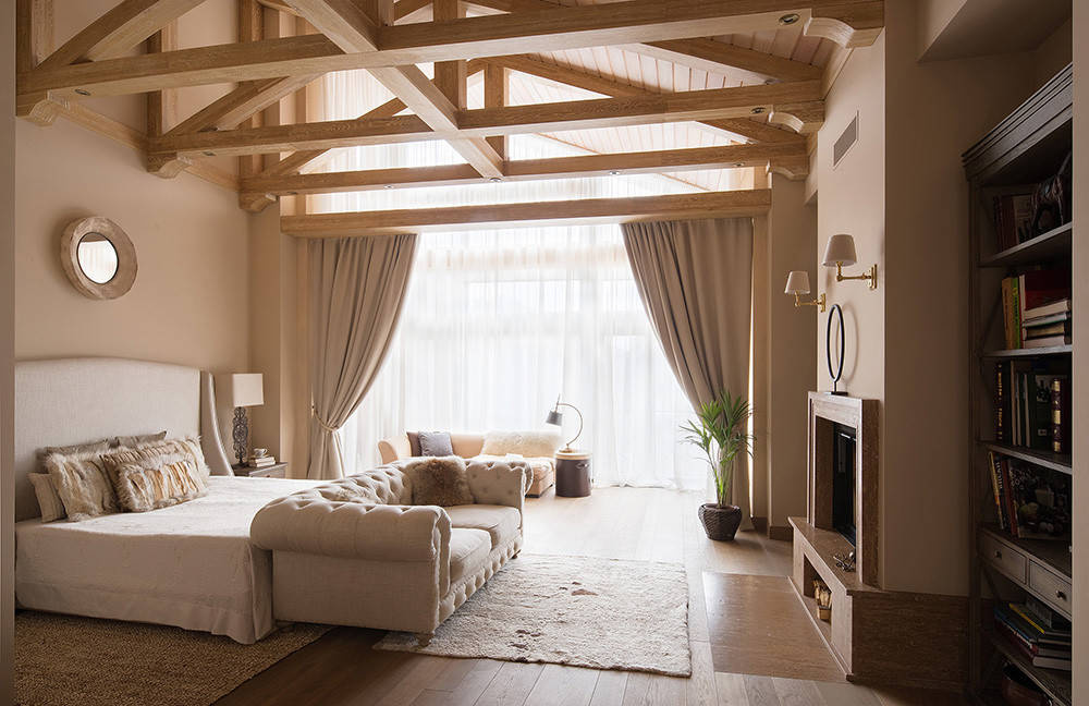 Houzz тур: 4 этажа — с бельчатником и антиквариатом