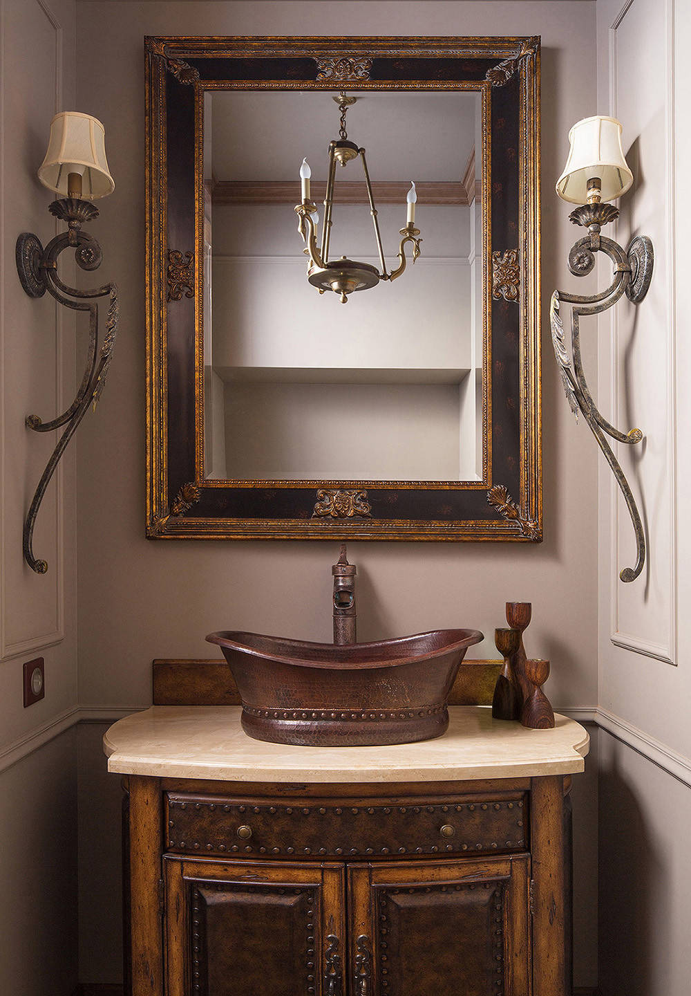 Houzz тур: 4 этажа — с бельчатником и антиквариатом