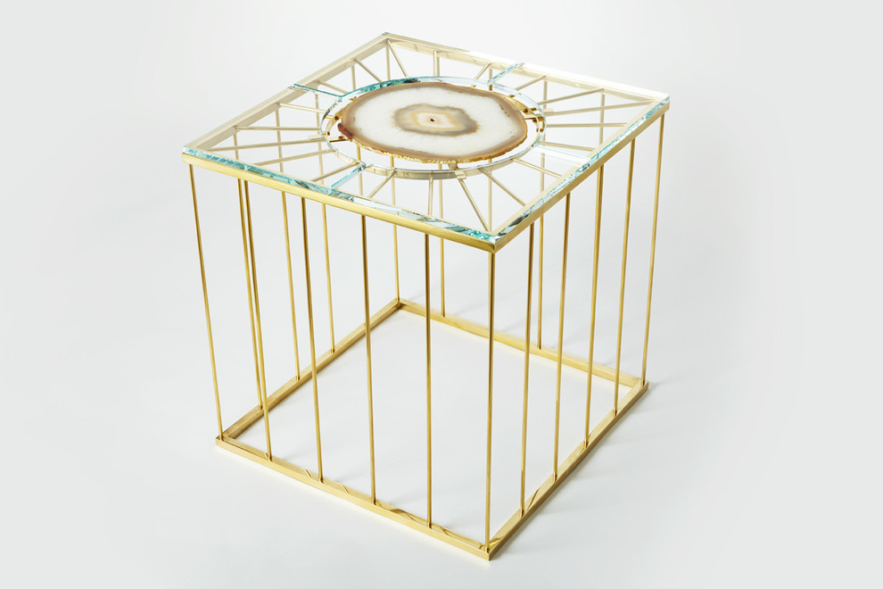 Портрет: Ювелирные украшения для мебели от Soda Homedecor