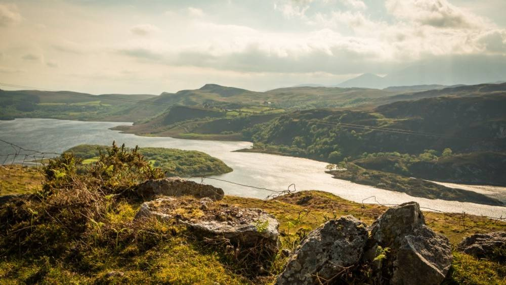 Houzz Ирландия: Коттедж в глуши среди гор и холмов