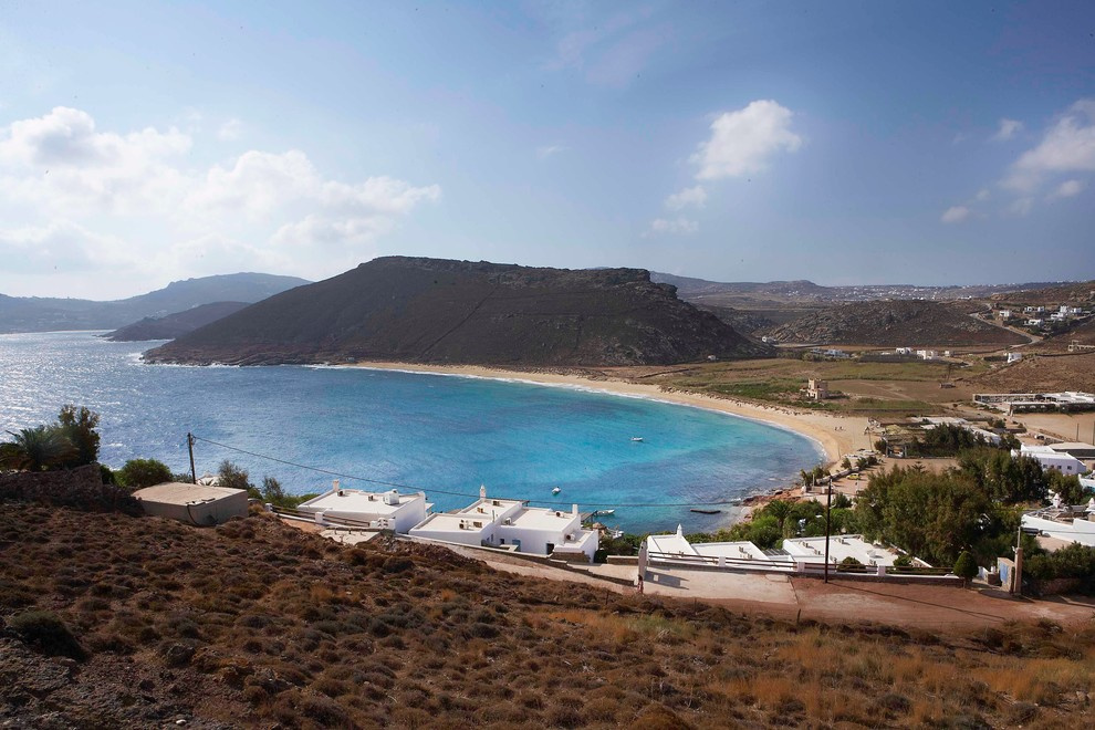 Houzz Греция: Белая уединенная вилла в кикладском стиле