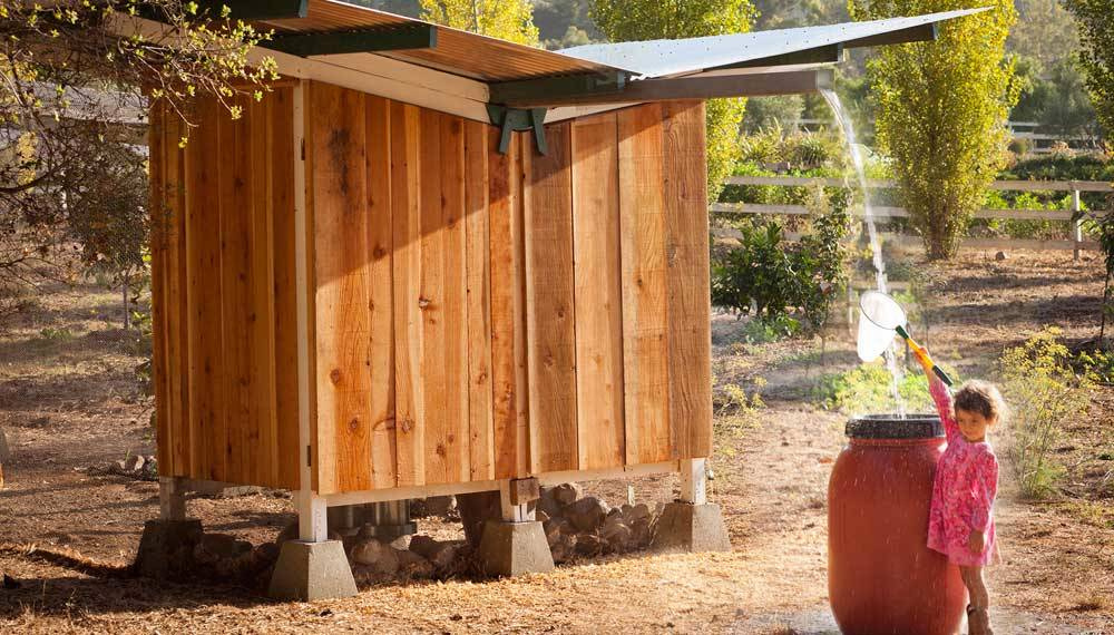 Проект недели: Курятник в Калифорнии, собирающий дождевую воду