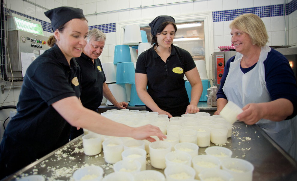 Мир дизайна: Как 9 семей живут и ведут хозяйство на своих фермах