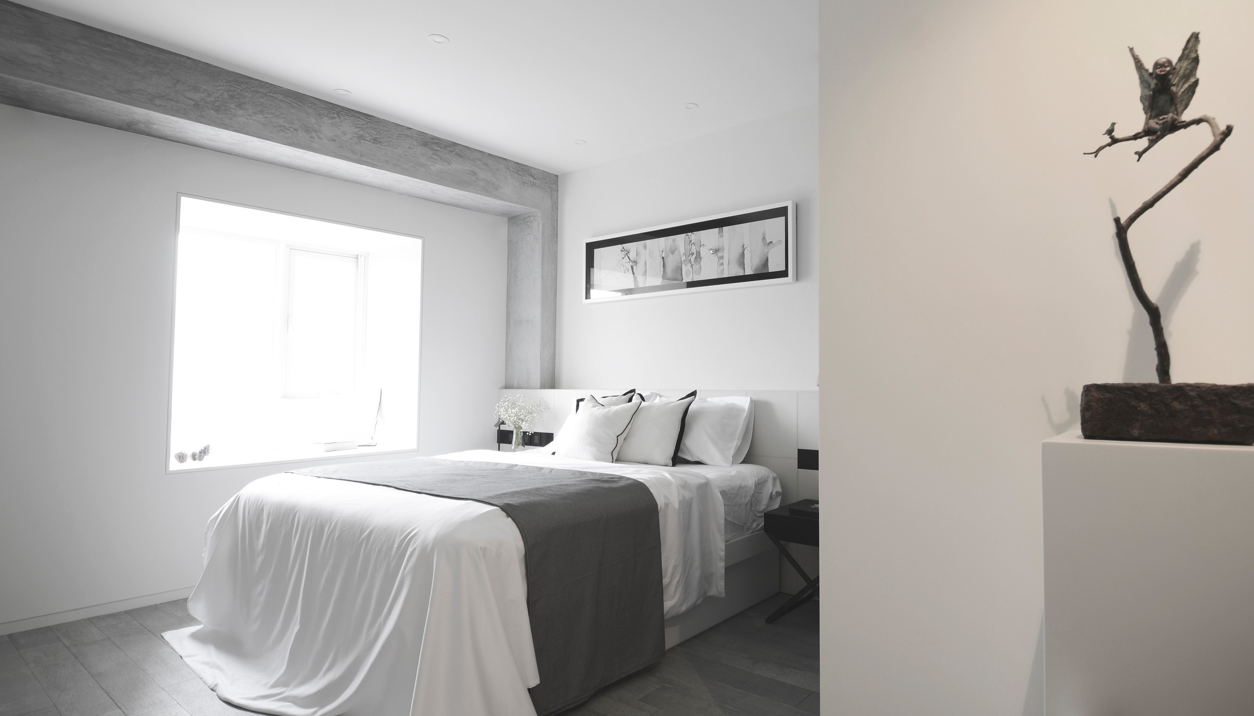 Houzz Гонконг: Свет и панорамные виды в минималистичной квартире