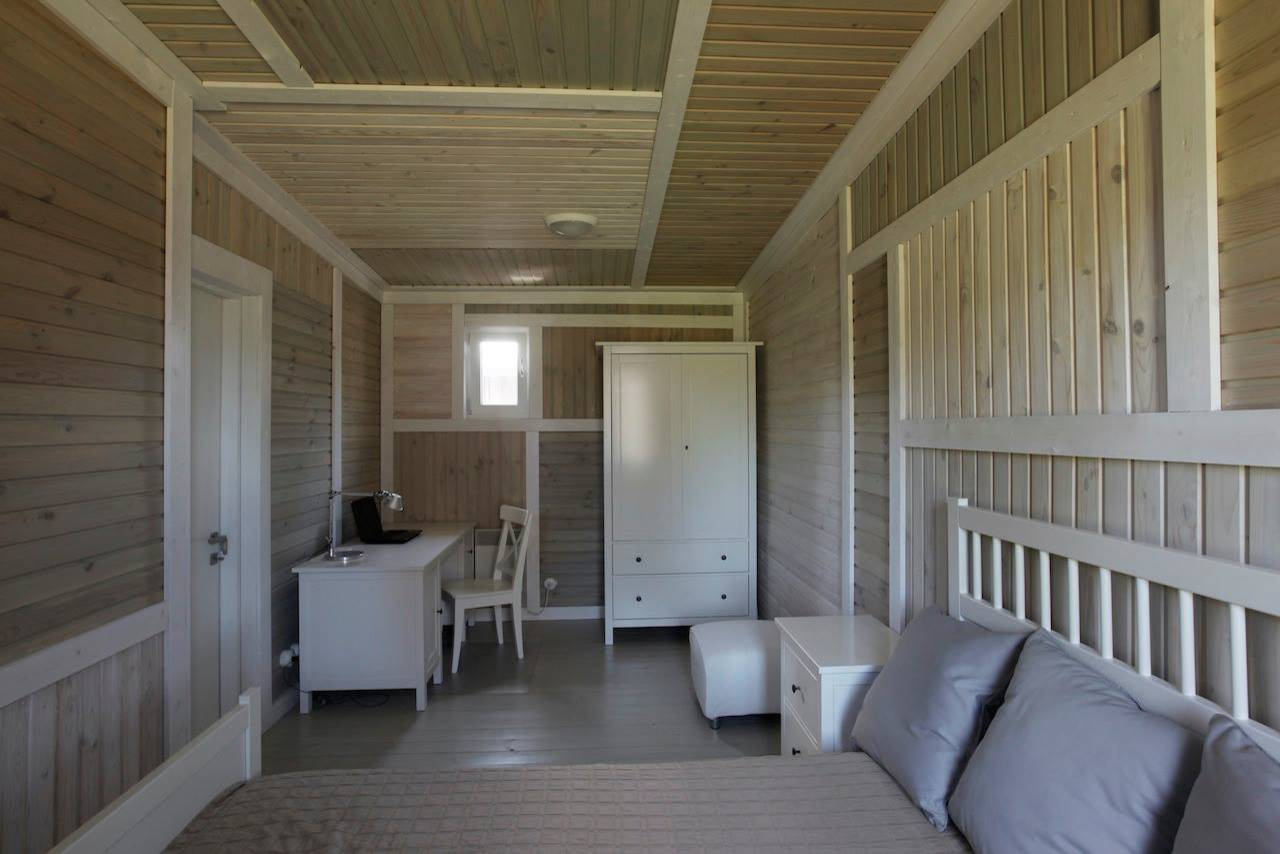 Houzz тур: Монохромный Мондриан и резные наличники дома в Алексино